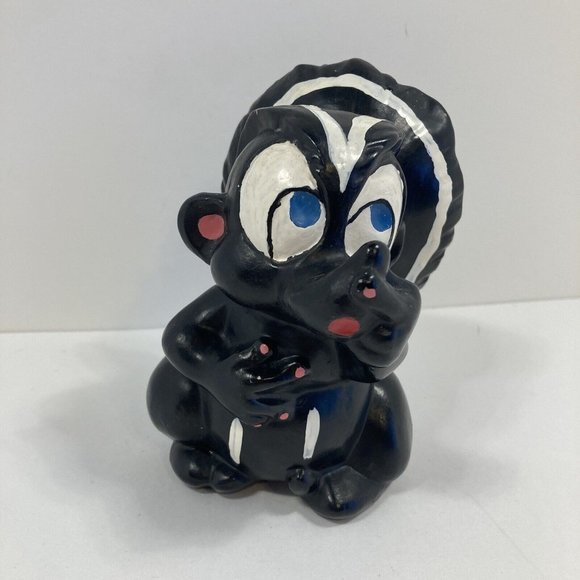 Vintage Black 5 Inch MCM Skunk Ceramic Figurine - Picture 1 of 8